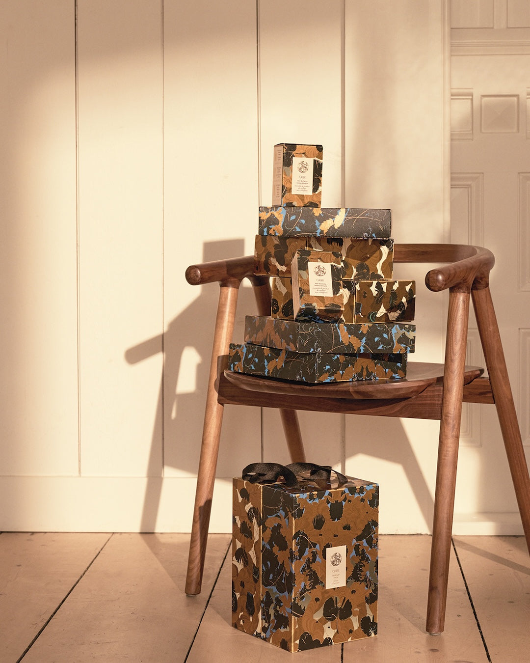 Oribe x Kustaa Saksi - Holiday Collection – Oribe Hair Care Canada