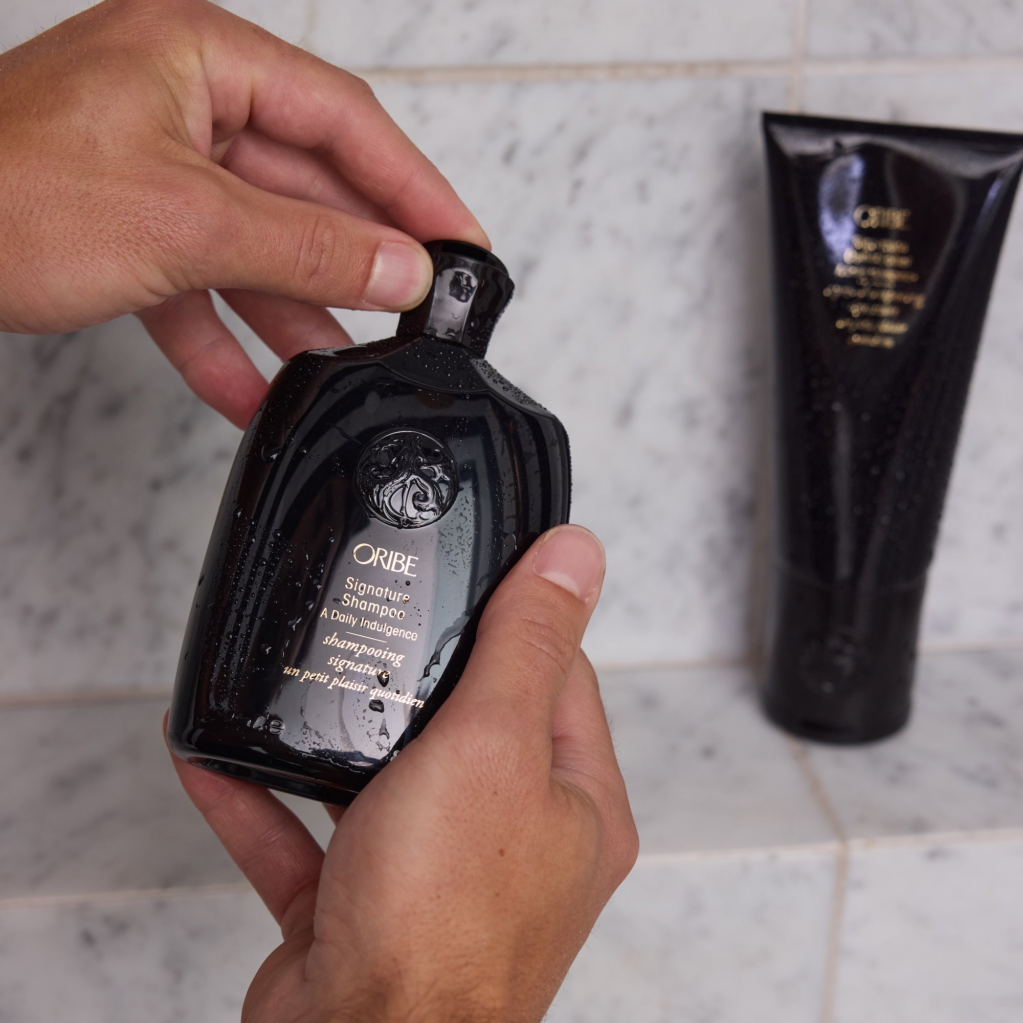 Signature Shampoo - Oribe Hair Care Canada