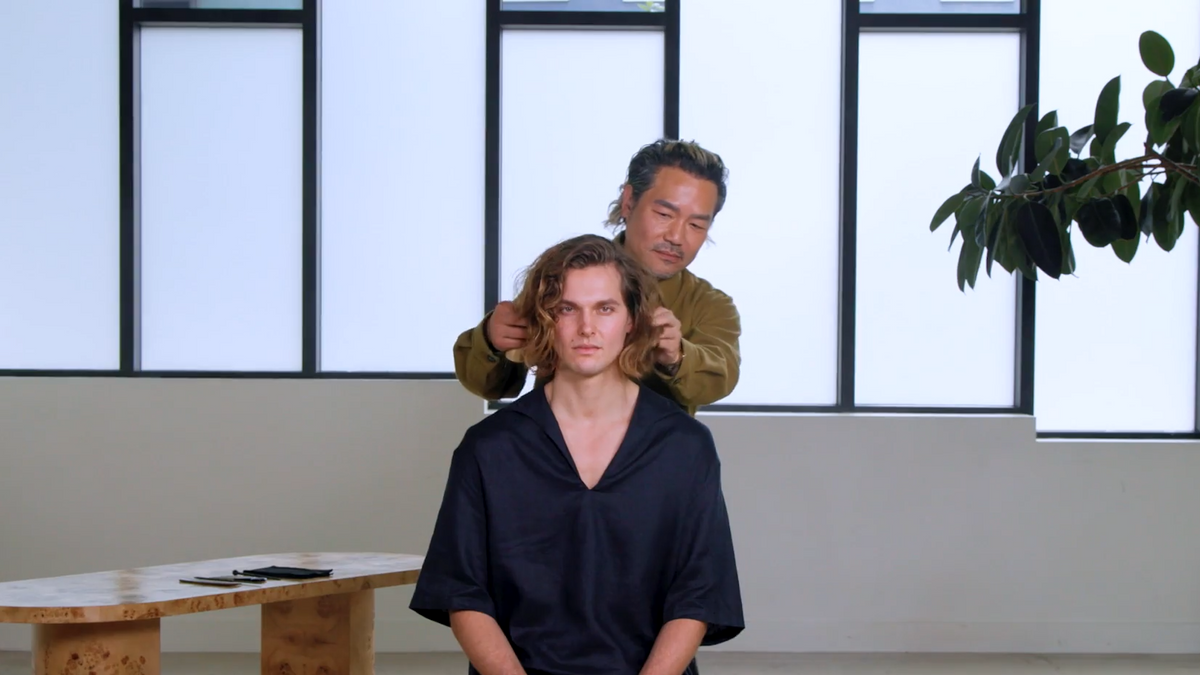 Achieve Effortless Texture Using Flash Form Finishing Spray Wax with Kien Hoang